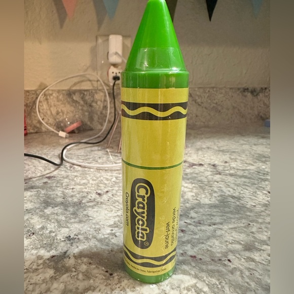 Crayola Other - Wendy’s Yellow Green Crayon